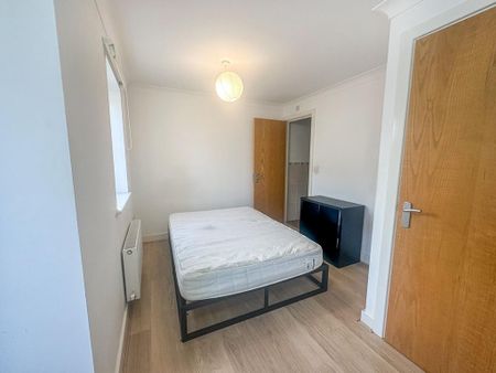 5 bedroom terraced house to rent - Photo 5