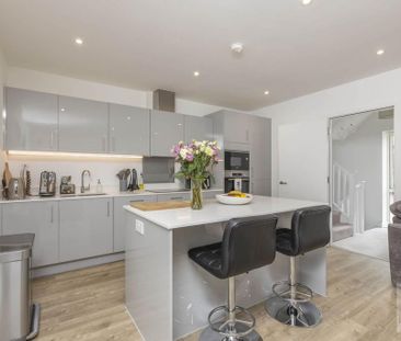 3 bedroom townhouse to rent - Photo 4