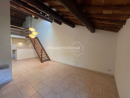 Location Appartement 3 pièces 69m² - Photo 2