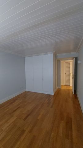 Apartamento T4 para Arrendamento com Garagem em zona prestigiada no Porto - Photo 2
