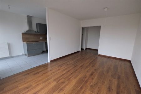 🔥 F2 rénové – 52 m² – Chauffage & eau chaude collectifs – Centre de Troyes 🏙️ - Photo 5