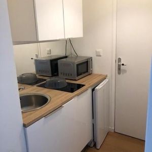 Studio meublé ROUEN RIVE DROITE proximité de la Fac de Médecine - Photo 2