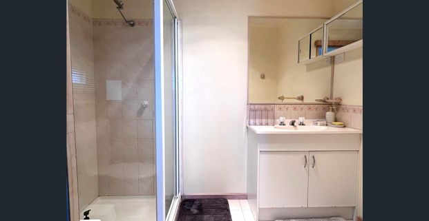 Spacious 3-Bedroom Home in a Prime Hampton Park Location!! - Photo 1