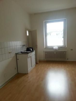 Altbau am botanischen Garten, provisionsfrei! 2-Zi-Wohnung mit neuem Badezimmer in Duissern! (Wohnungen Duisburg) - Photo 3