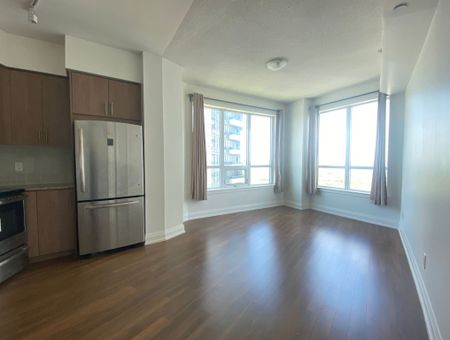 For Lease - 7161 Yonge Street Unit# 2132, Markham, Ontario - Photo 2