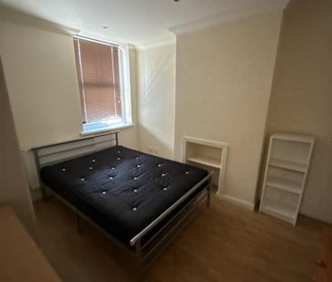 7 bedroom terraced house to rent - Photo 6