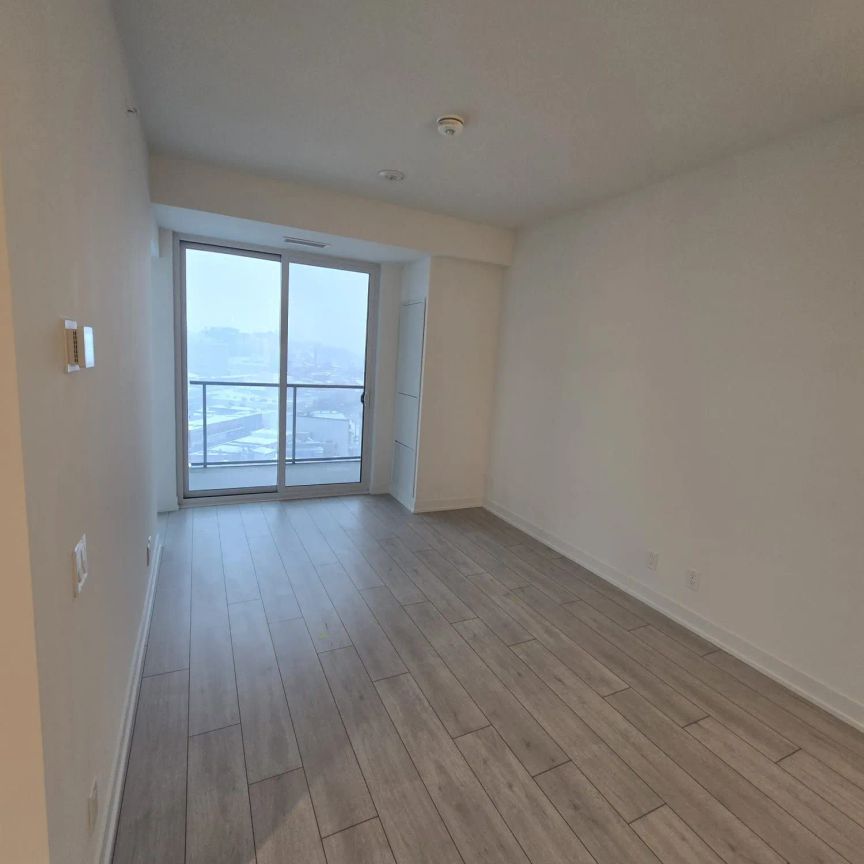 39 Mary Street #1406 - Photo 1