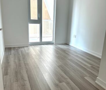 For Lease - 230 Simcoe Street Unit# 827, Toronto, Ontario - Photo 2