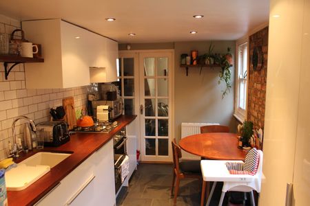 1 Bed Flat, Oriel Road, E9 - Photo 5