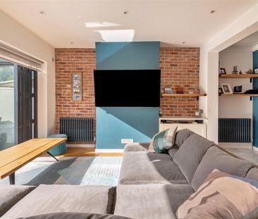 Maybank Road , E18 1EP - Photo 4