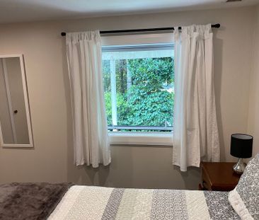 Walk to town, furnished flat with wi fi included - Photo 6