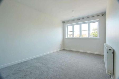 Marsworth Road, Pitstone, LU7 - Photo 2