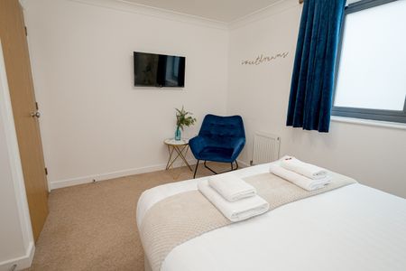 1 Bed Flat, Canal Walk, SO14 - Photo 5