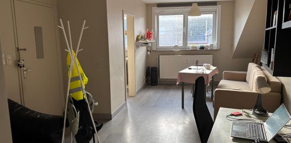 - GENT - Appartement met 1 slpk en garage - Photo 2