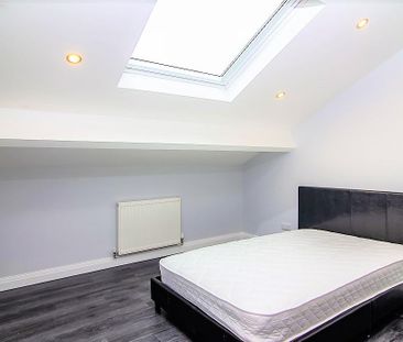 5 bedroom terraced house to rent - Photo 5