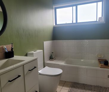 Inner City Townhouse - Photo 5