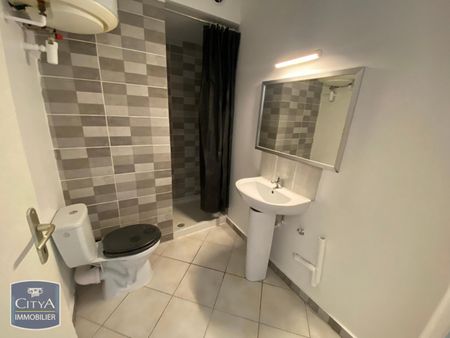 Location Appartement 2 pièces 29m² TOULON 83100 - Photo 5