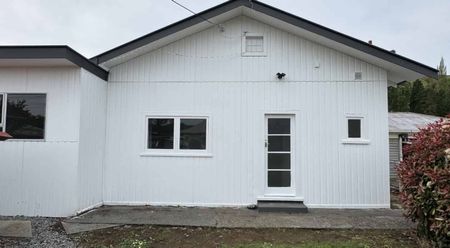 Taihape - Three Bedroom - Photo 2