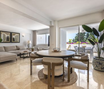 Middle Floor Apartment · The Golden Mile - Photo 3