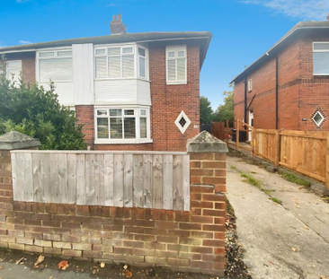 4 bedroom semi-detached house to rent - Photo 4