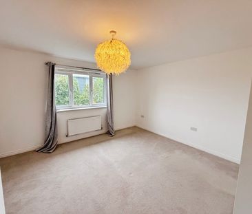 4 bedroom mid-terrace to rent Damselfly Road, Northampton, NN4 9ET - Photo 5