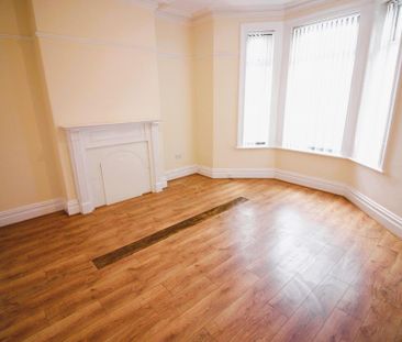 3 bedroom semi-detached house to rent - Photo 6