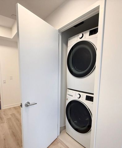 For Lease - 395 Square One Drive Unit# 2812, Mississauga, Ontario - Photo 2