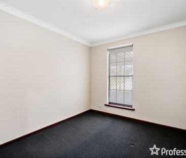 8 Glengarry Street, Parkwood WA 6147 - Photo 6