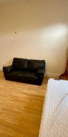 House share to rent - Photo 1