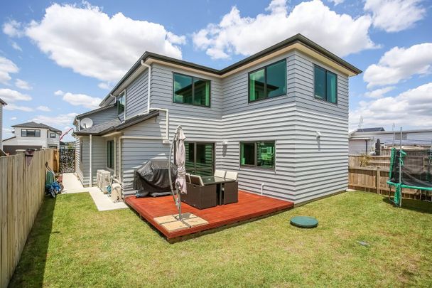 28 Tawhiti Road, Pukekohe - Photo 1