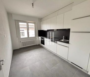 For rent in Monthey a renovated 3.5 room apartment - Photo 3