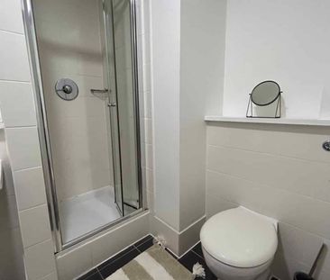 Premium Ensuite - Photo 6