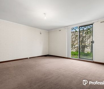 Spacious 2 x 1 in Joondanna! - Photo 1