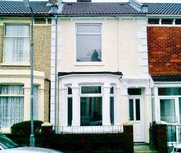 Spacious 3 bed house to let in Portsmouth - Photo 1