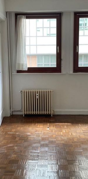 Location Appartement 2 pièces 46m² LA MADELEINE 59110 - Photo 1