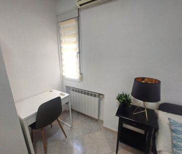 Calle Sanz Raso, Madrid, Community of Madrid 28038 - Photo 6