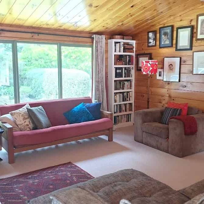 Escape to the Country! - Photo 1