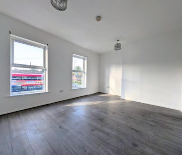 3 bedroom apartment to rent - Photo 4