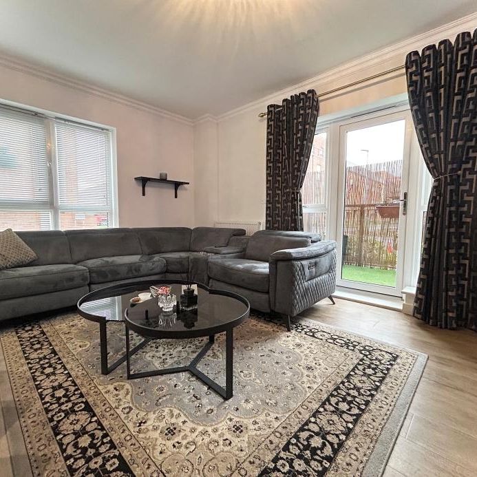 2 bedroom flat to rent - Photo 1