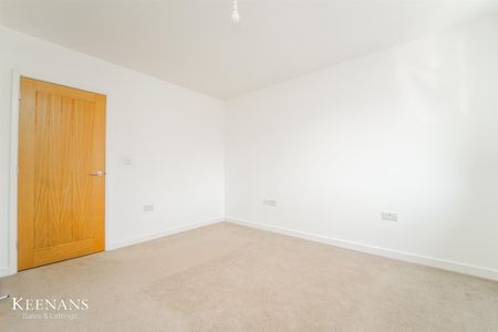 Clifton Square, Burnley - Photo 2