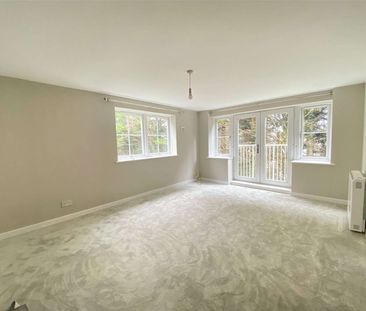 A contemporary apartment forming part of a modern development set i... - Photo 5