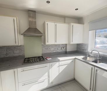 Academia Avenue, Broxbourne - Photo 4