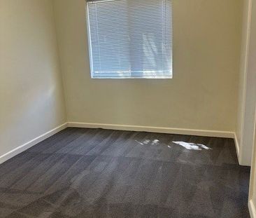 SPACIOUS APARTMENT! - Photo 6