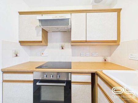 Peter James Court, Stafford, ST16 - Photo 3