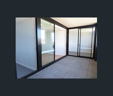 Spectacular 3 bedroom apartment - Photo 4