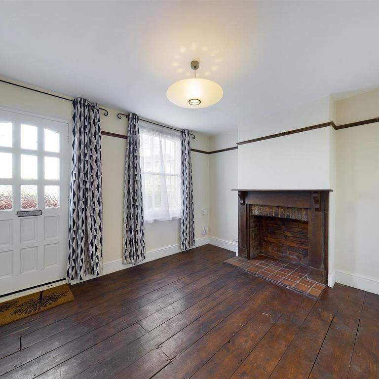 2 bedroom house to rent - Photo 1