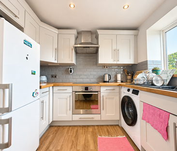 2 bedroom apartment to rent - Photo 5