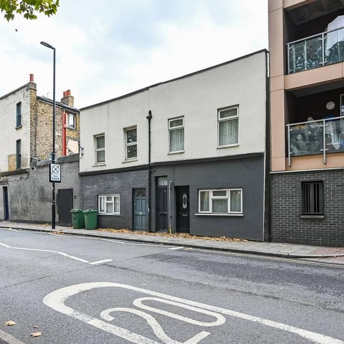 2 bedroom maisonette to rent - Photo 1