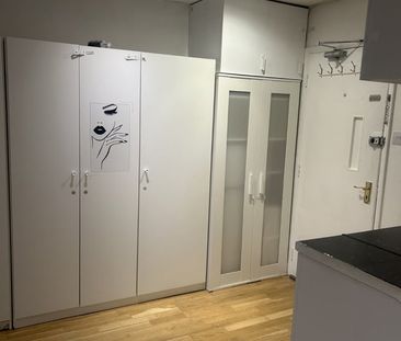 Studio Flat, Second Floor, W2 - Photo 1