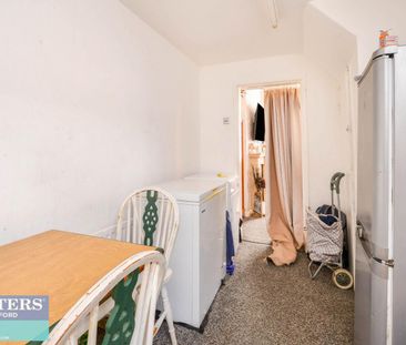 2 bedroom House To Let Total Size: 678 SQ FT - Photo 5